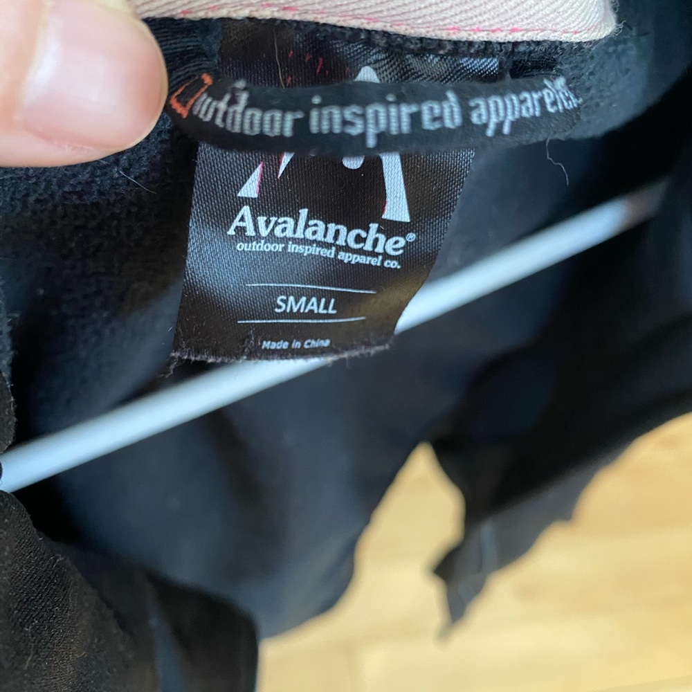 Avalanche Black Jacket Size Small - image 8